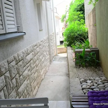 Draga & Lola Apartment Baska Voda Exterior photo