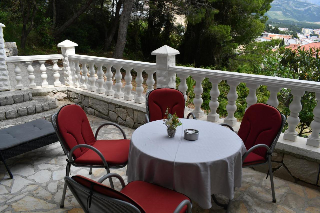 Draga & Lola Apartment Baska Voda